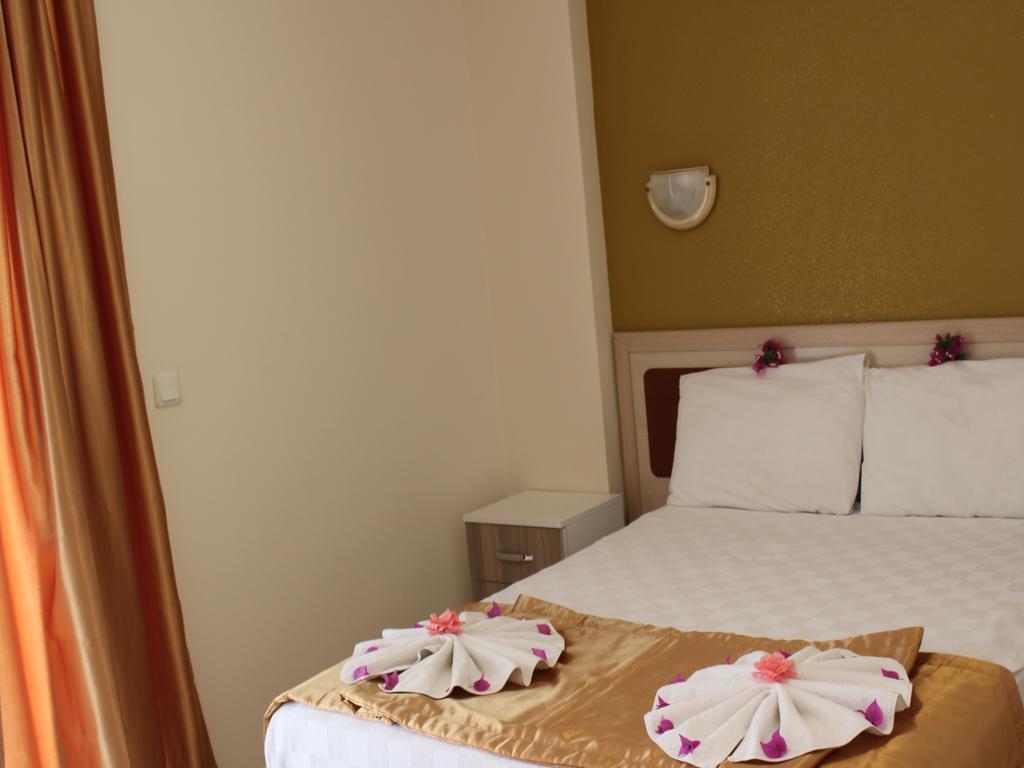 Arya Otel Marmaris Buitenkant foto
